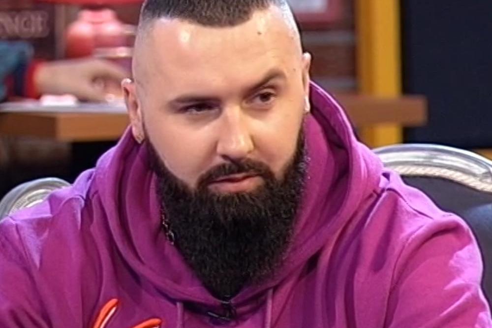jala brat prvi put pokazao svog oca komira ete se kada jala brat prvi put pokazao svog oca komira ete se kada